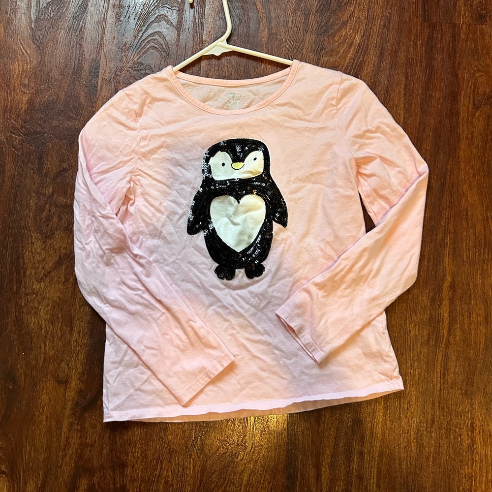 Girls shirt size XL(14)